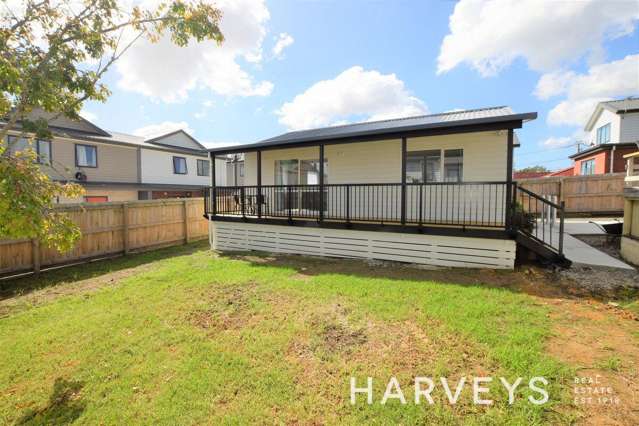 A/171 Henderson Valley Road Henderson_1