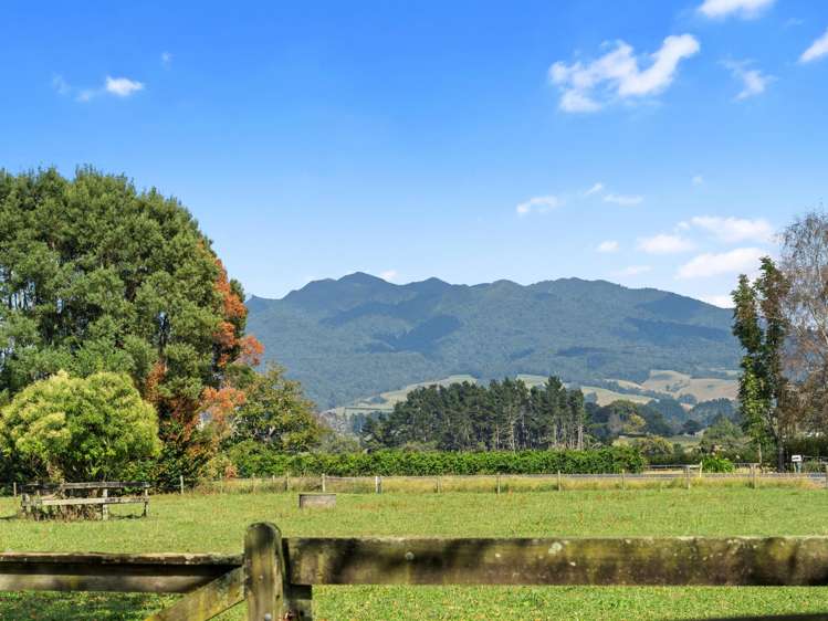 10 Oakshott Road Ngahinapouri_18