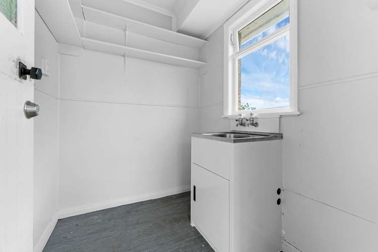 48 TE PUEA AVENUE Meremere_13