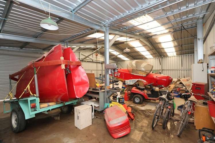 14 Danube Road Winton Surrounds_27