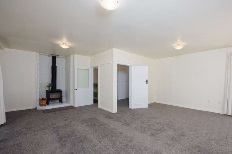 8 Old Main Road Cheviot_11