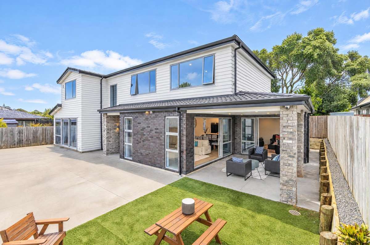 54A Meadway_0