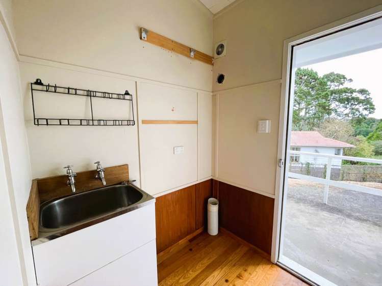 229a Sunset Road Sunnynook_9