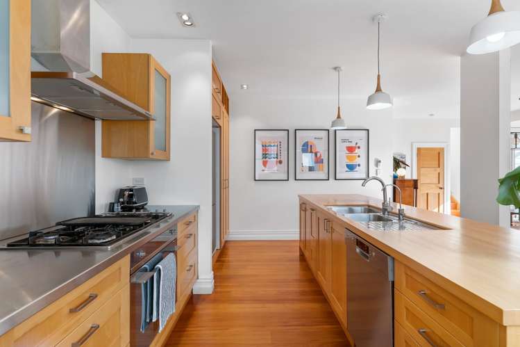 51 Esplanade Road Mt Eden_10