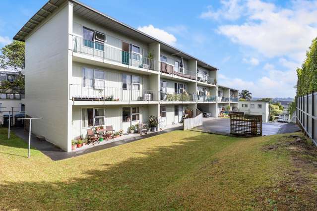 16/44 Sarsfield Street Herne Bay_1