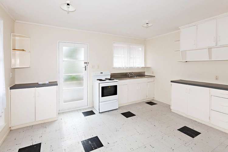 4/64A Ngatiawa Street One Tree Hill_3