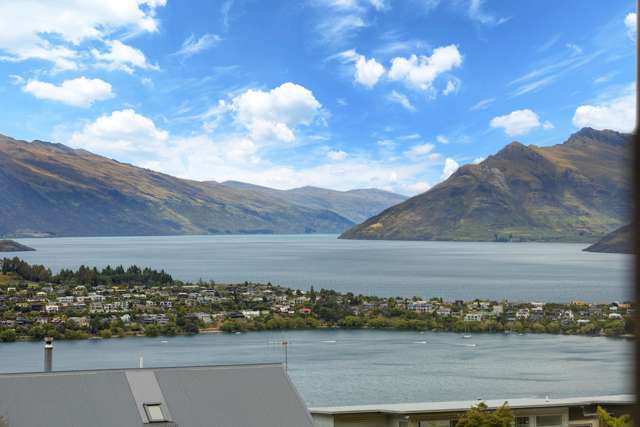 79 Hensman Road Queenstown_4