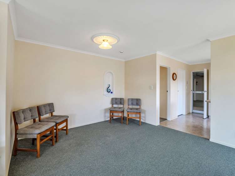 102A Surrey Road Springvale_7