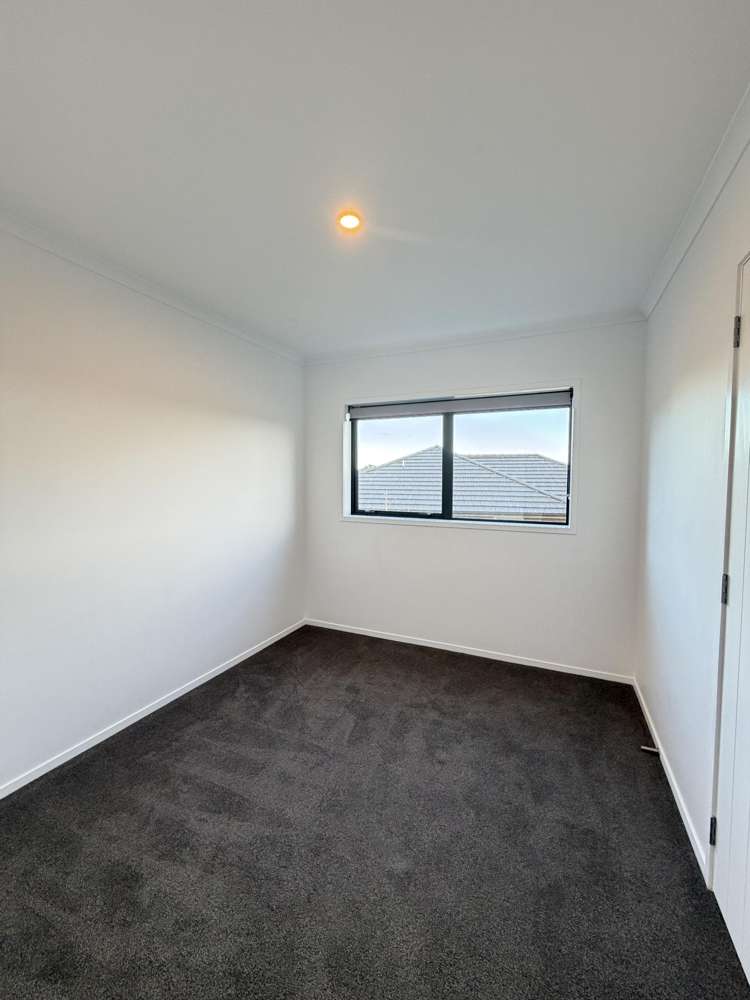 8 Royal St Anne's Drive Te Kamo_6