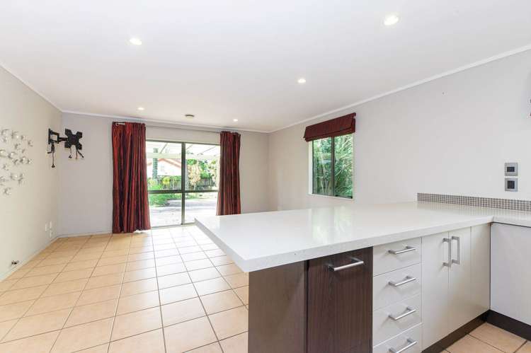 23 Goldfinch Rise Unsworth Heights_18