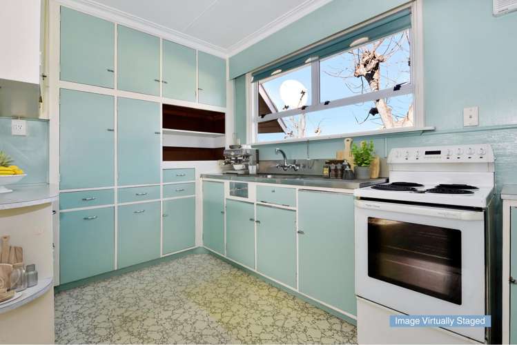 14 Tennyson Crescent Stoke_8