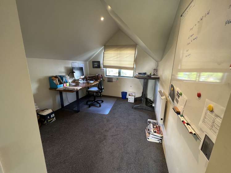 4 Monkton Close Greenhithe_14