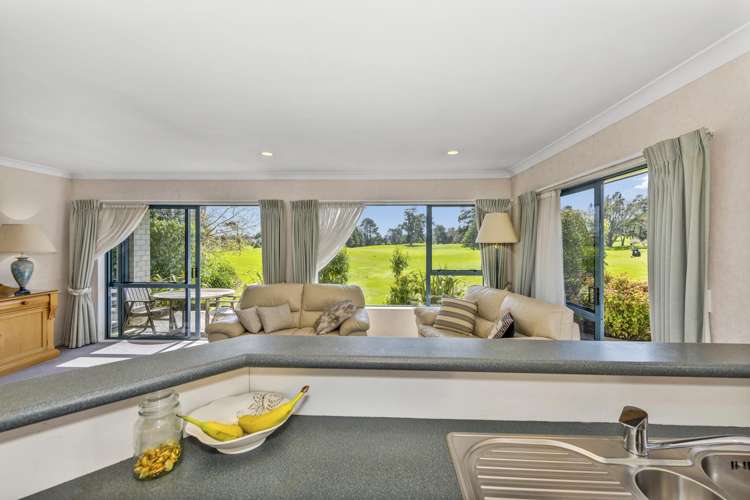 2/41 West Fairway Golflands_9