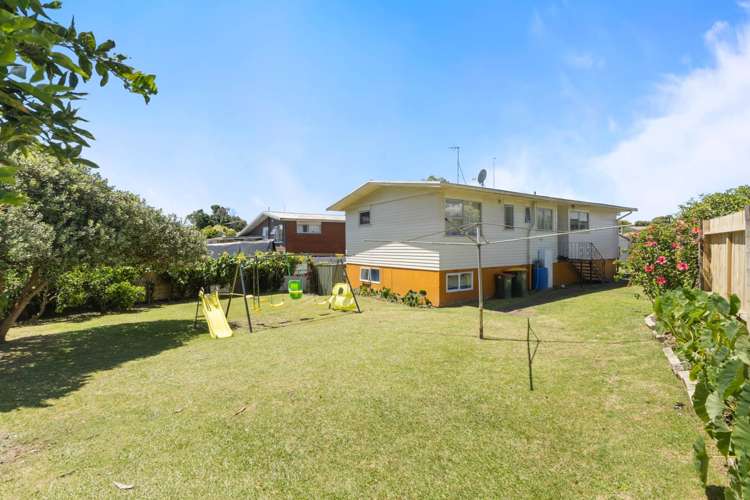 7 Selsey Lane Manurewa_3