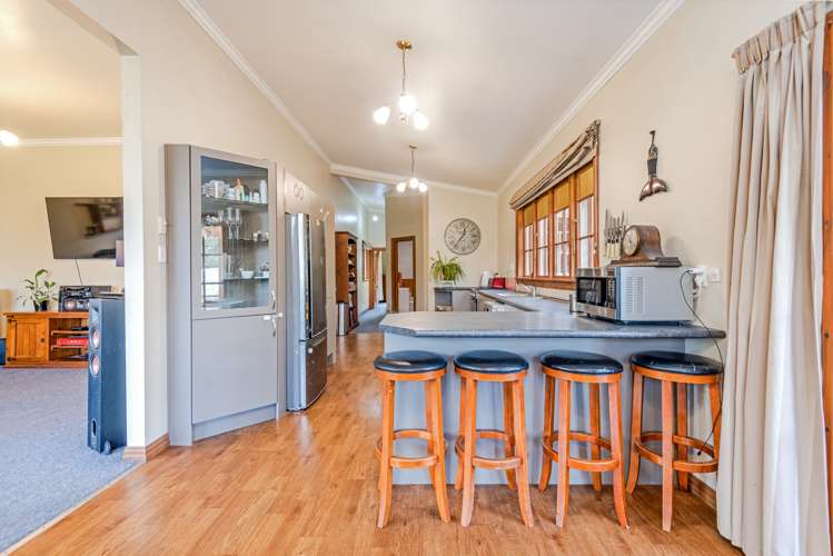 688 Scarborough Road Pahiatua_12