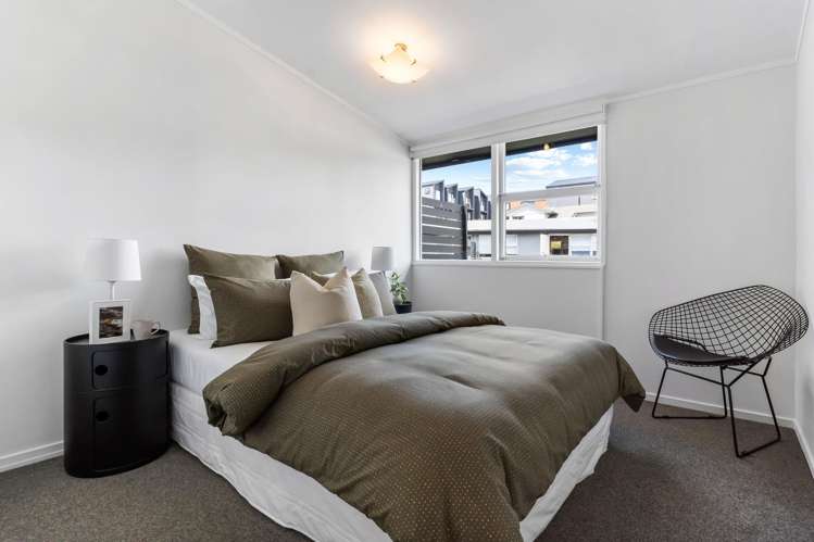 5/11 Don Croot Street Morningside_7