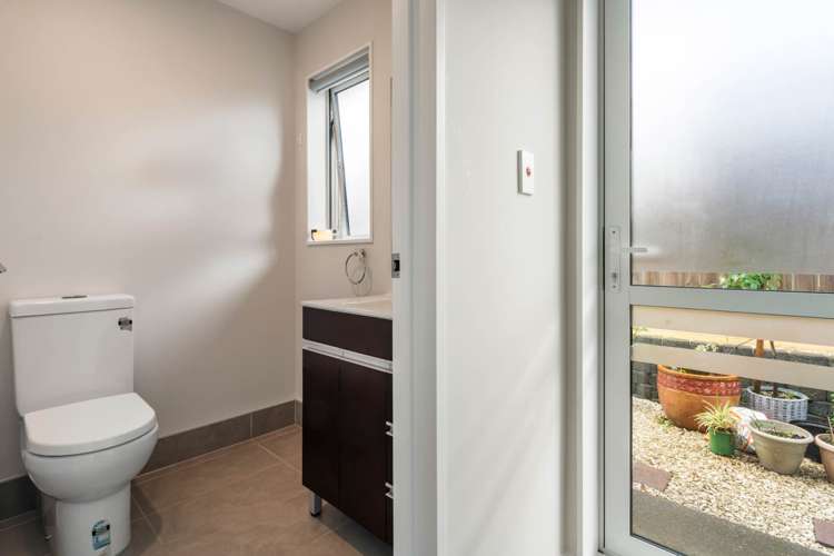 33c Oteha Valley Road Northcross_21