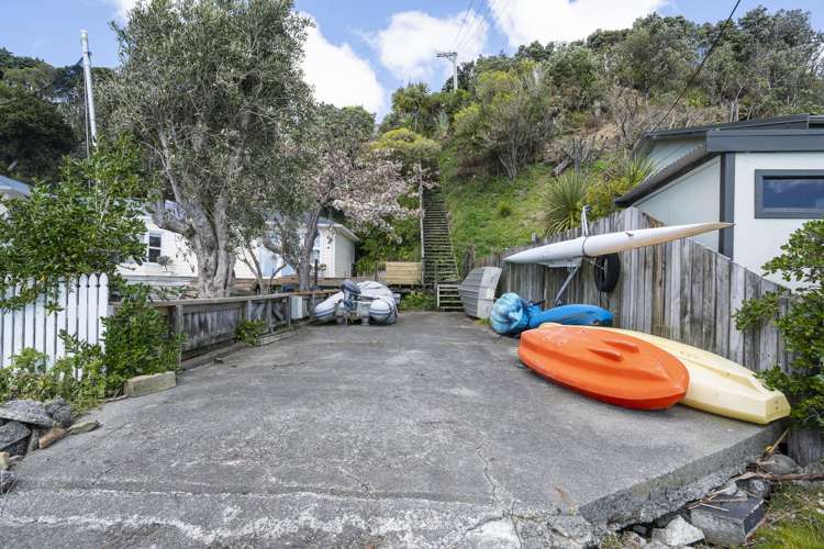 29 Seaview Road Paremata_33