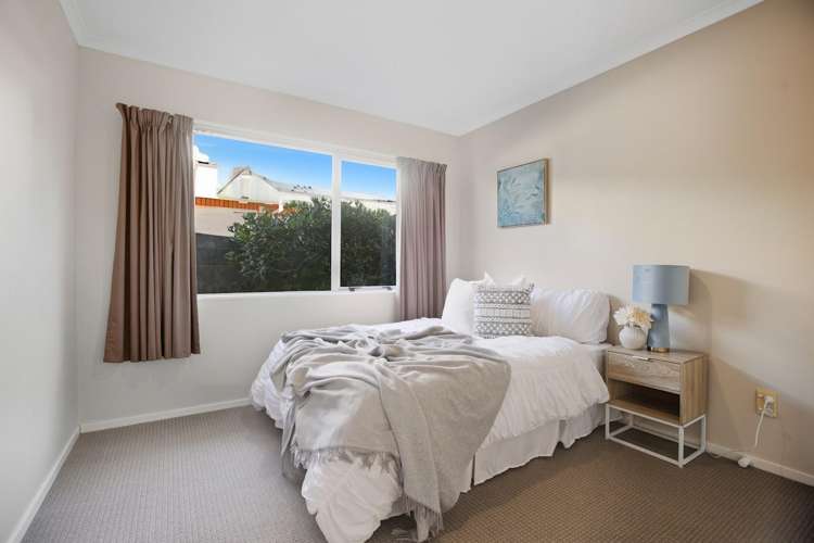 5 Kawaroa Close New Plymouth_24