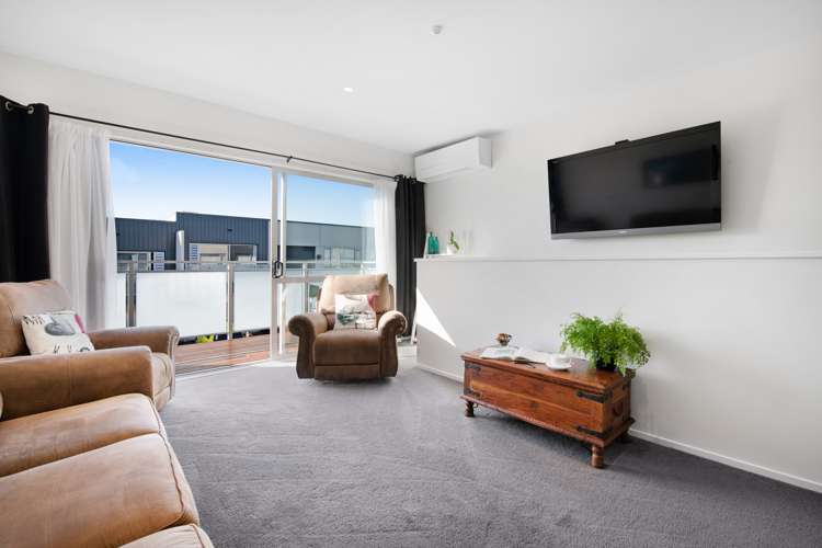 25/45 Karepiro Drive Stanmore Bay_24