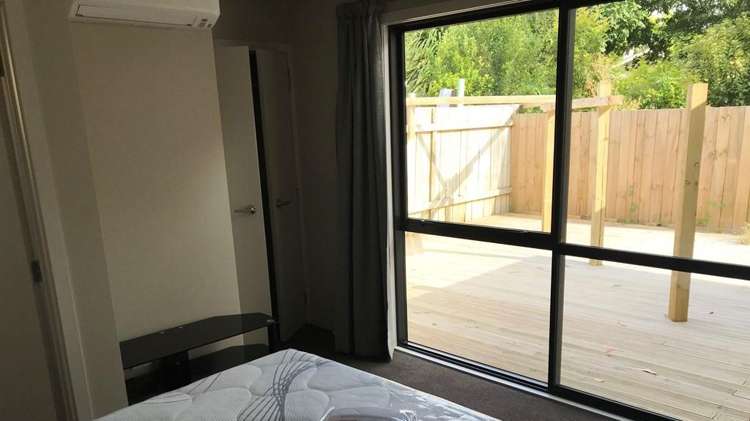 Room B/21D Park Terrace Hamilton Central_10