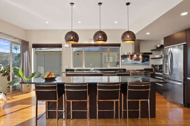 90 The Terrace Herald Island_13