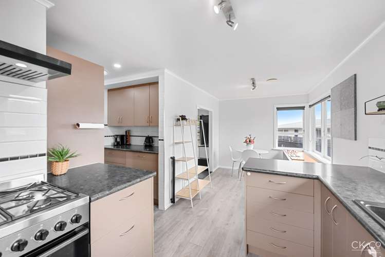 7 Prestige Place Maoribank_8