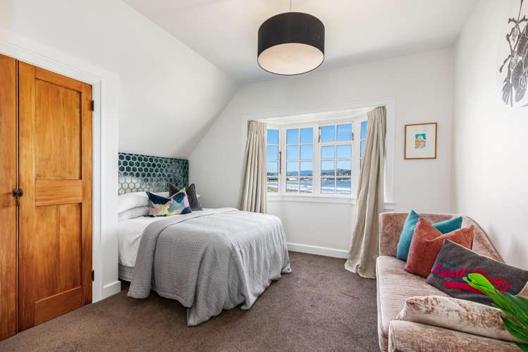 132 Lyall Parade Lyall Bay_14