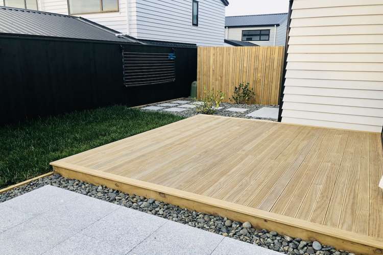 8 Alexander French Close Silverdale_1