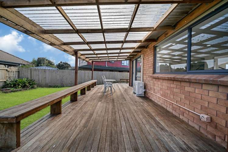 2/12 Solana Court Botany Downs_8