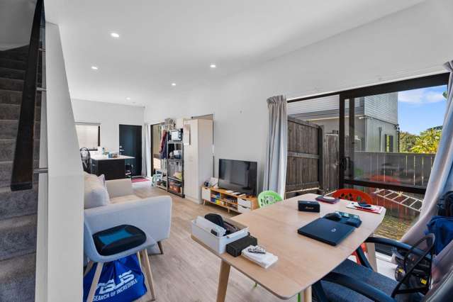Howick, 2 Bedrooms