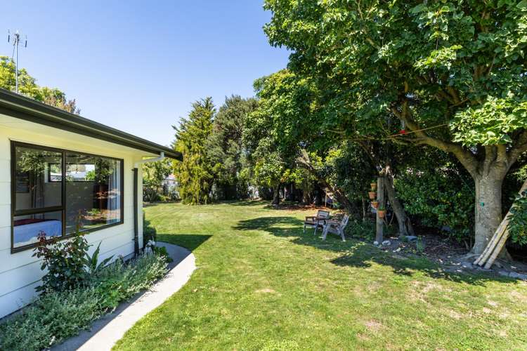 907 Lawrence Street Akina_12