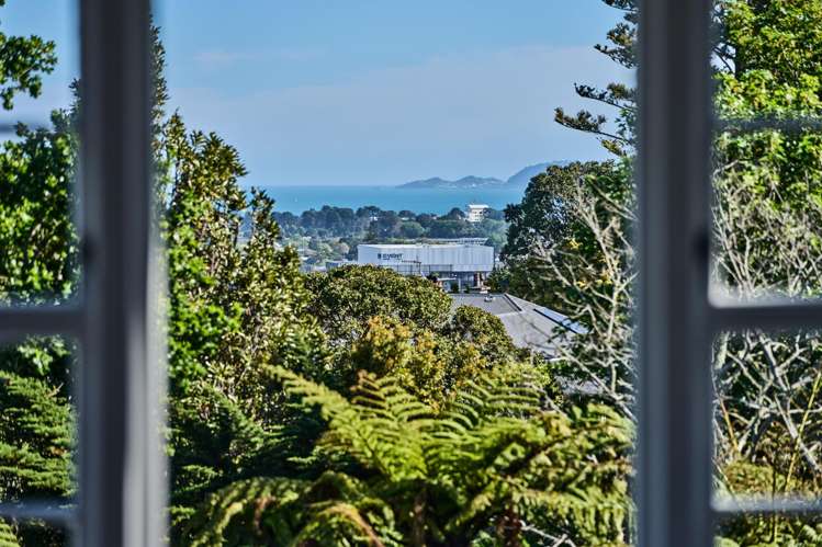3 Corrondella Grove Belmont_28