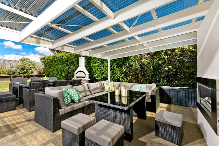 5 Kimberly Grove Greenhithe_7