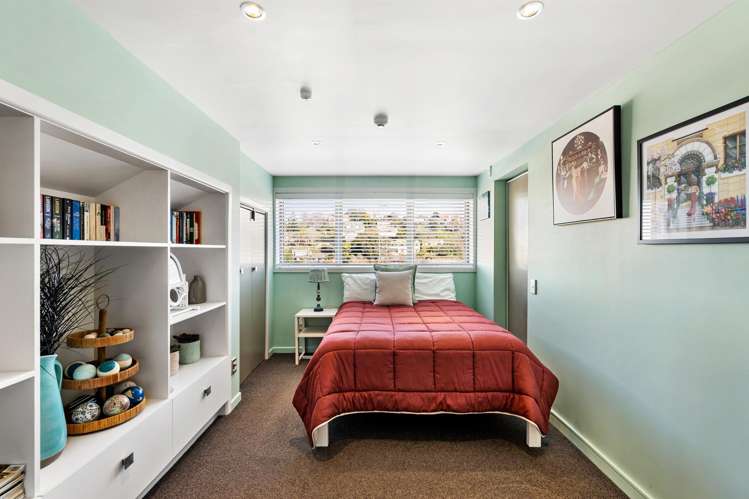 61/3 Shakespeare Road Napier South_21