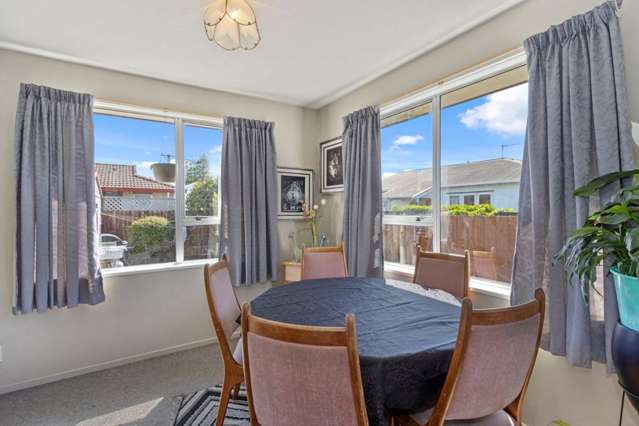 2/22 Matlock Street Woolston_2