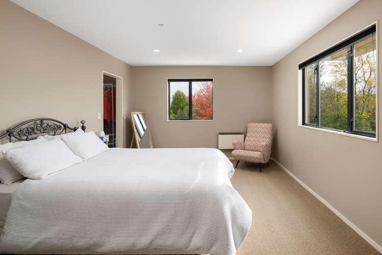 16 Bishell Lane Burleigh_6