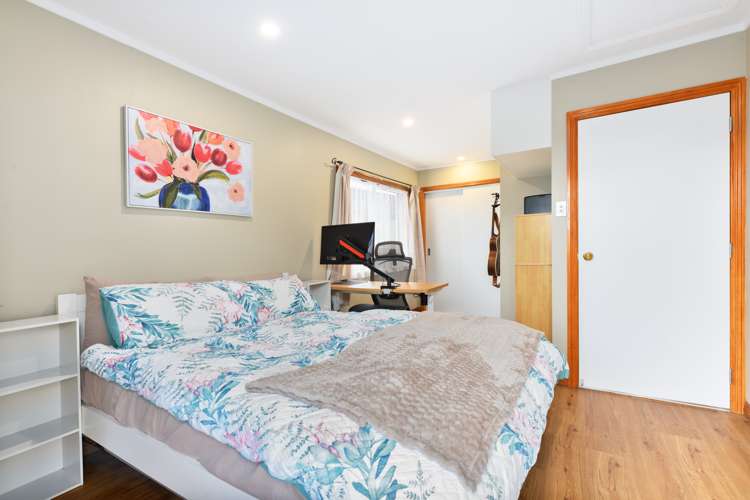 2/4 Miriam Corban Heights Henderson_14