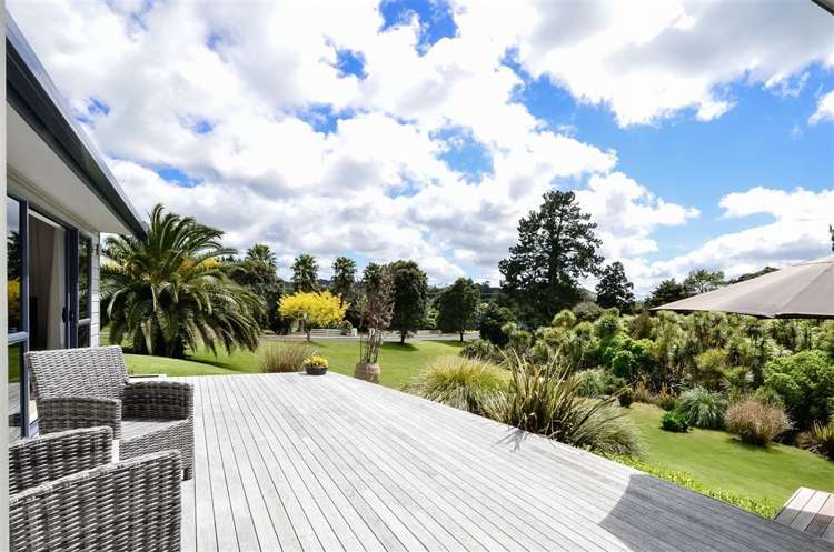 1 Cloverfields Drive Waimauku_22