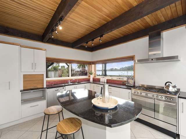 58a Lake Crescent Hamilton Lake_2