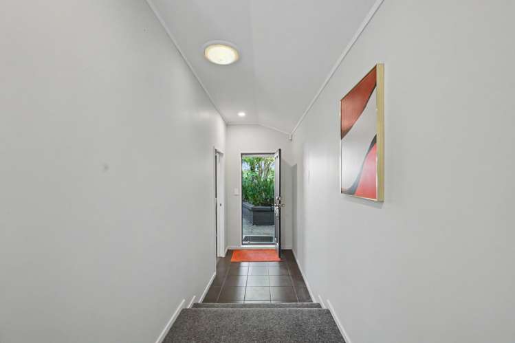 30 Arlette Place Massey_18