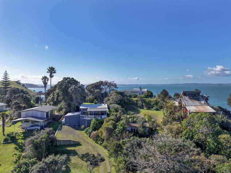 6569 Pouto Road Pouto_26