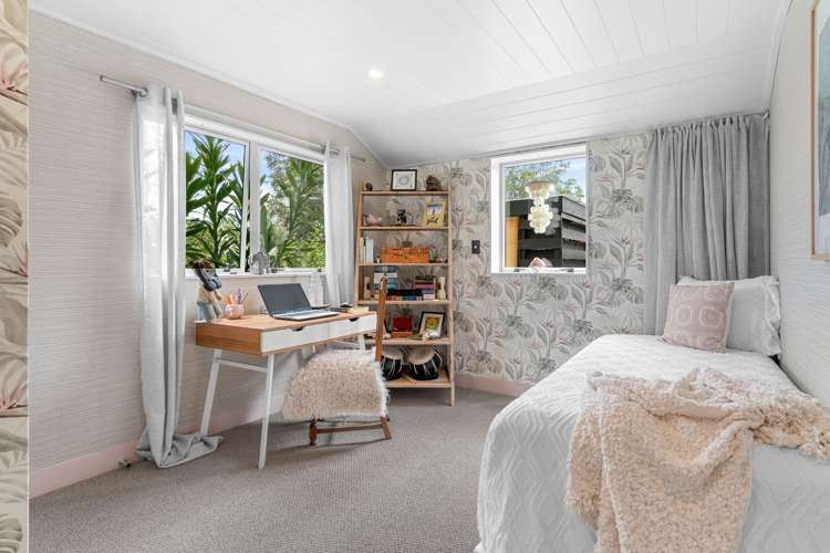 215 Valley View Road Otaika_12