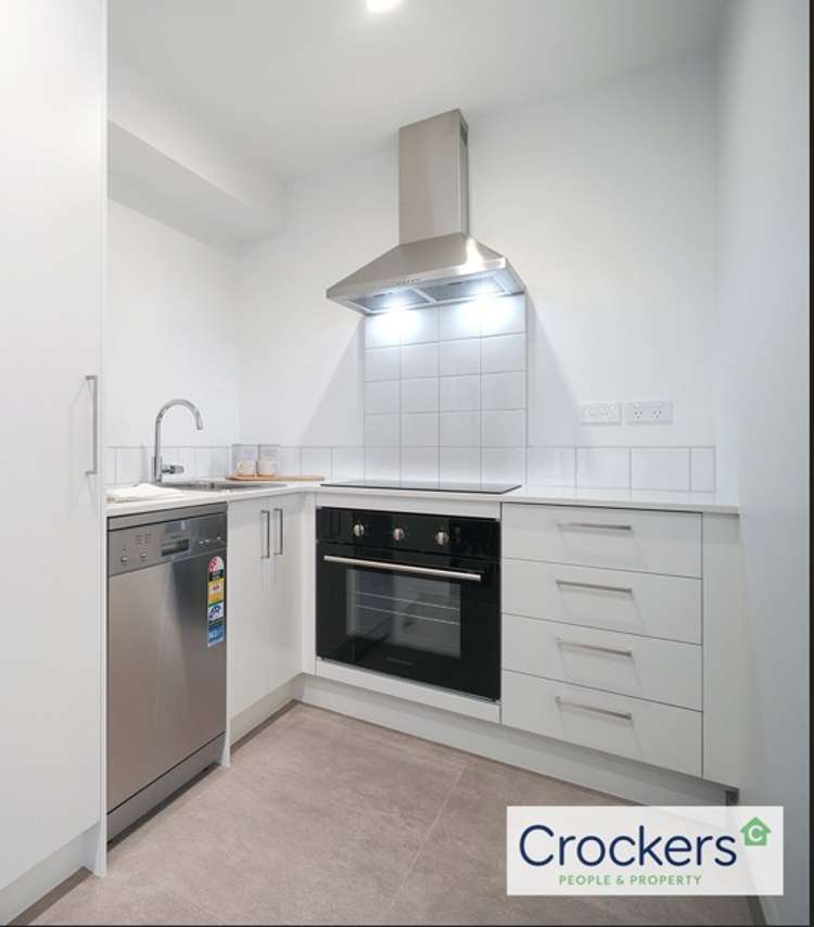 205/7 Rauemi Way 1802_1