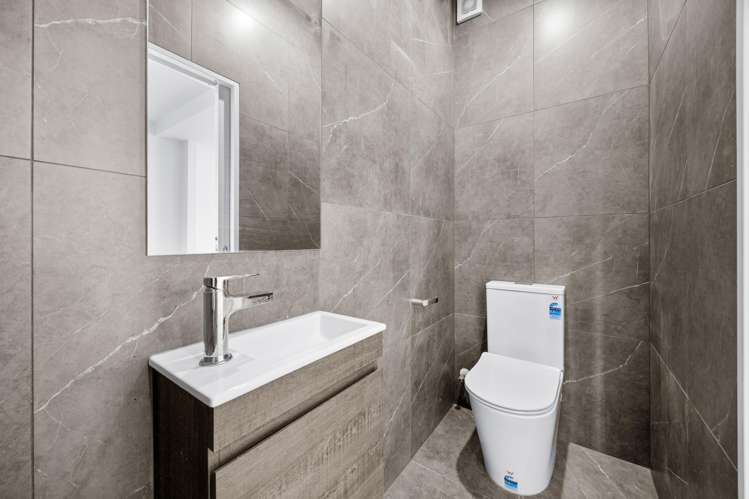 7/4 Ranier Street Ellerslie_16