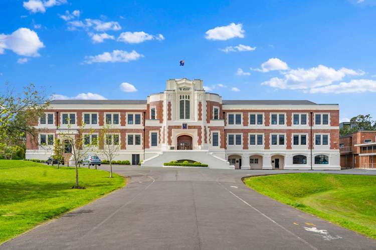 2/93 Lake Road Belmont_22