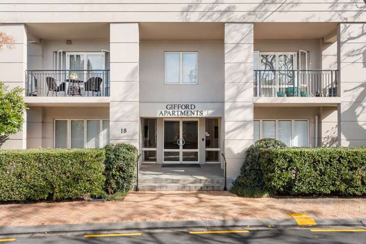 1E/18 Joseph Banks Terrace Remuera_22