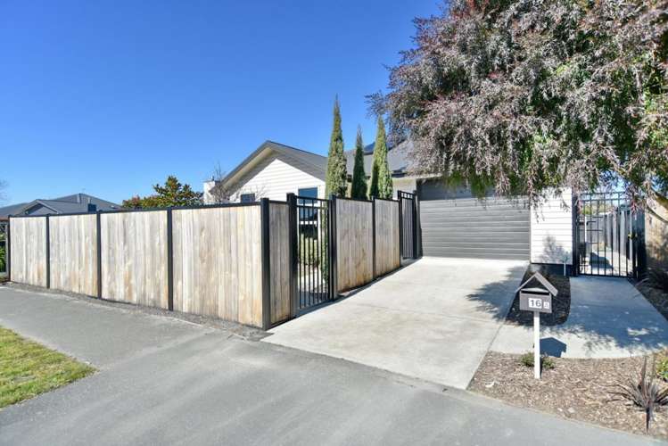 16A Clarevale Street_0