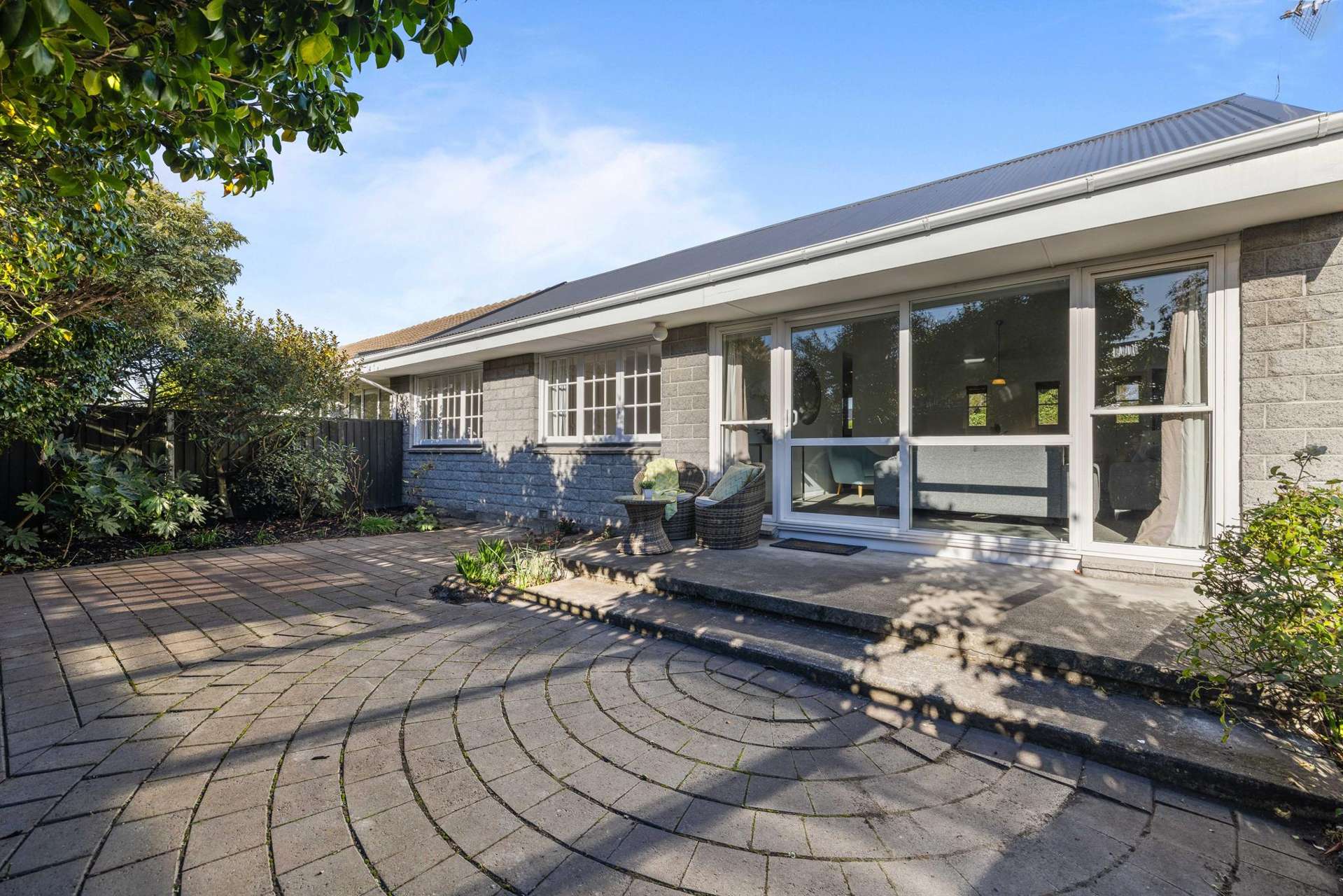 2/75 Garreg Road Bryndwr_0