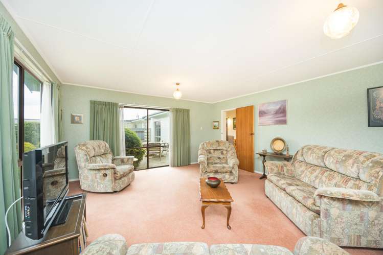 42 John F Kennedy Drive Milson_12